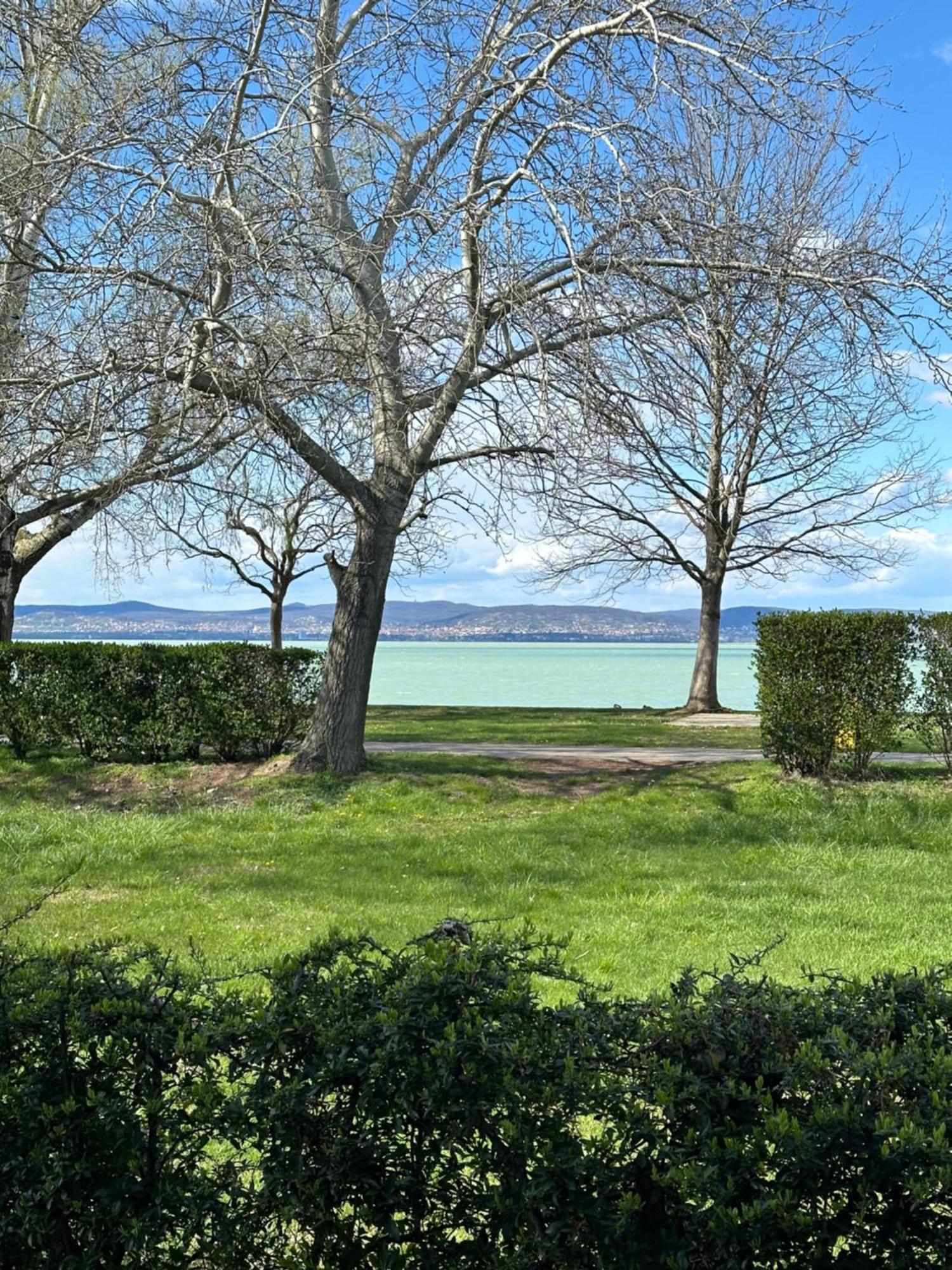 Waterfront Apartmanok Zamárdi Εξωτερικό φωτογραφία